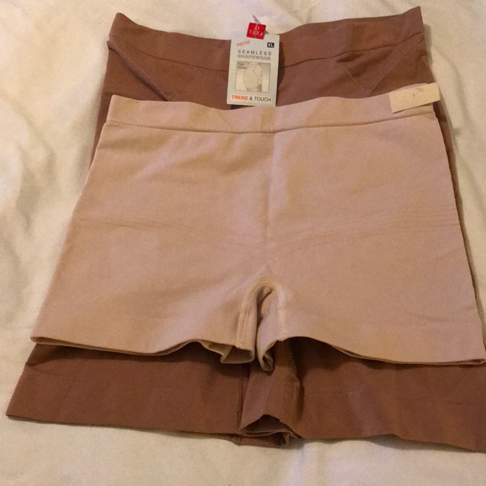Seamless shapewear